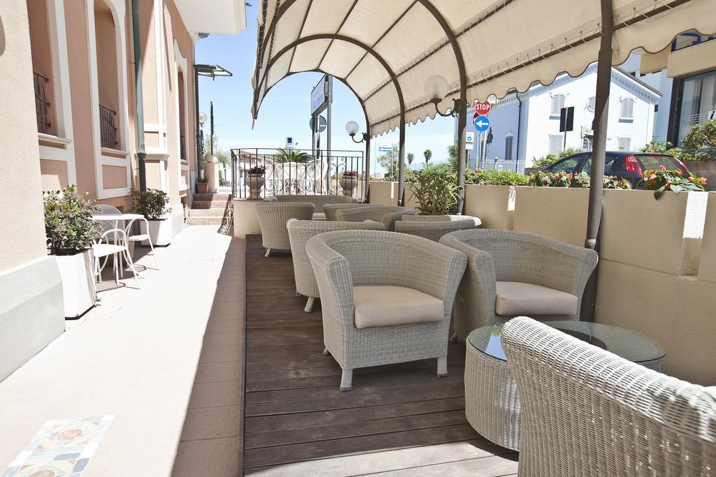 Hotel Aurora Rimini Esterno foto