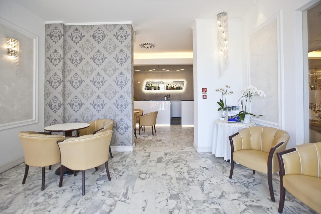 Hotel Aurora Rimini Esterno foto