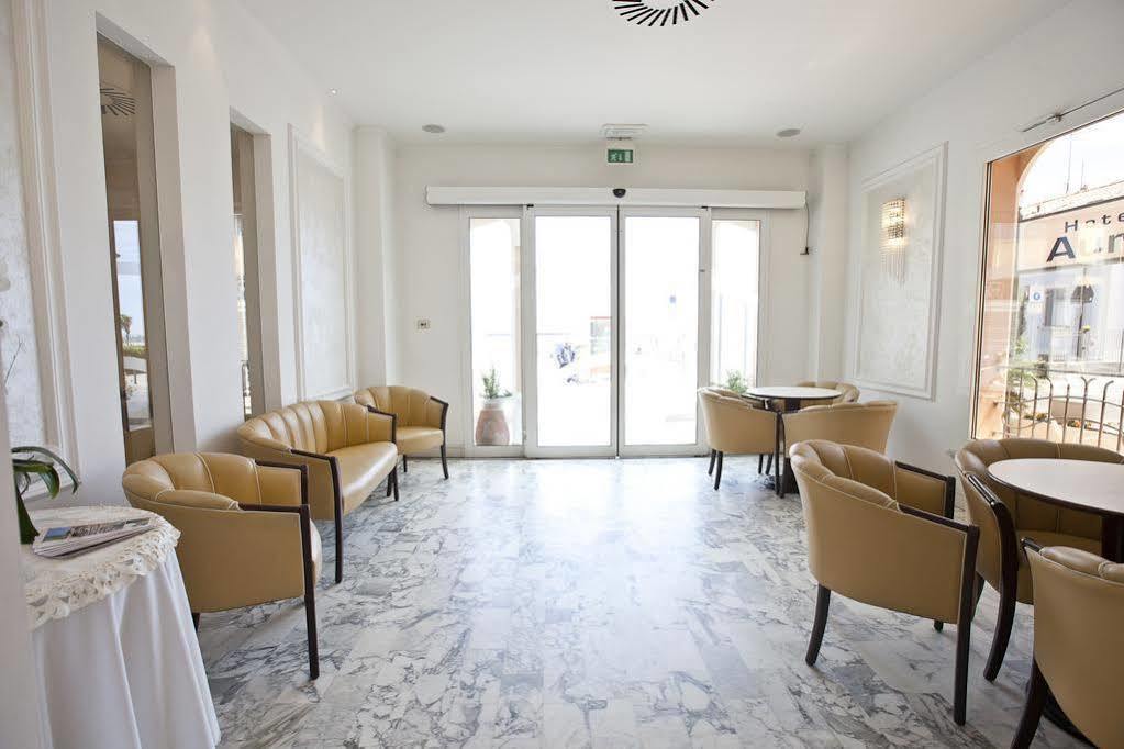 Hotel Aurora Rimini Esterno foto